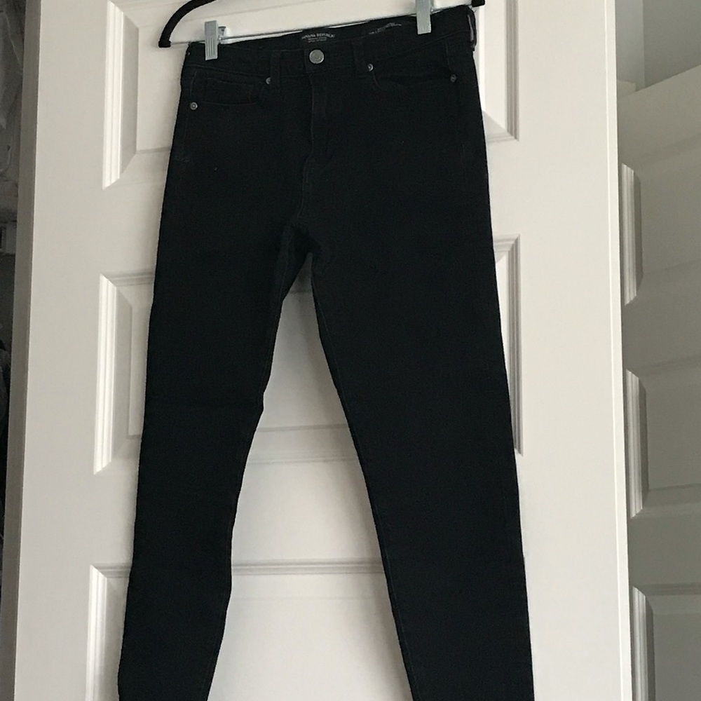 Banana Republic black skinny jeans.